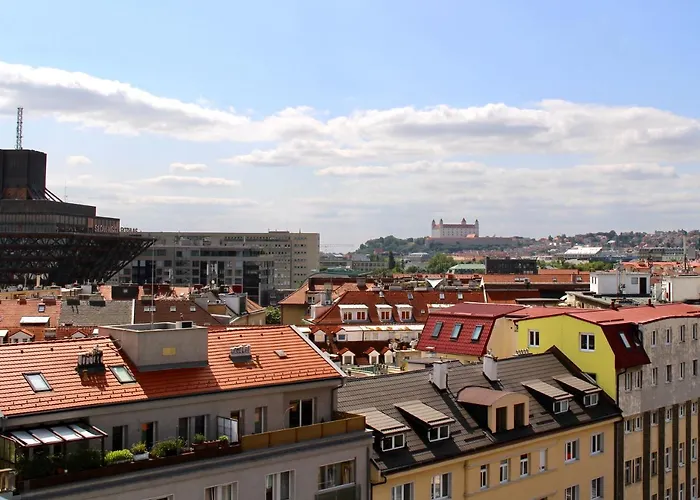 Topview Centre Apartment *